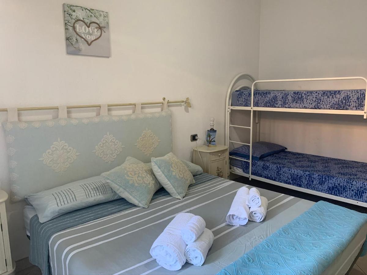 La Casa Azzurra Lejlighed La Maddalena  Eksteriør billede